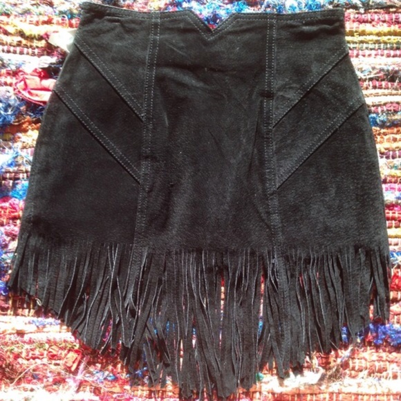 Vintage Suede Fringe Skirt - Picture 4 of 7